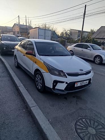 киа рио хетчбэк: Kia Rio: 2019 г., 1.6 л, Автомат, Бензин, Седан — 2