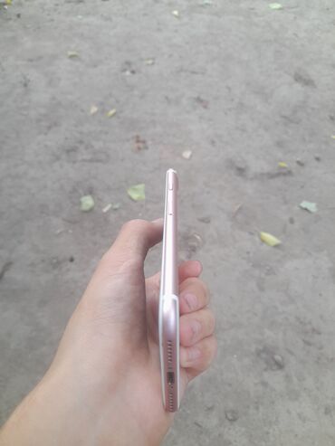 купить процессор intel core i5 бу: IPhone 7, Б/у, 32 ГБ, Кабель, 100 %