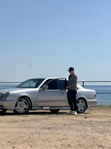 меняю на авто обмен: Mercedes-Benz E-Class: 1999 г., 3.2 л, Автомат, Газ, Седан