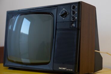 tesla tv qiymeti: Yeni Televizor Ünvandan götürmə, Pulsuz çatdırılma, Ödənişli çatdırılma
