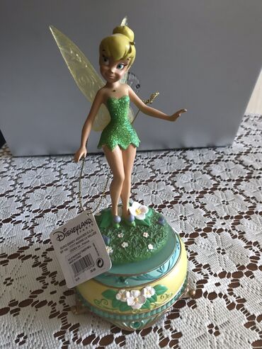 figur: Musigili figur, tezedir, onu quranda musigi gelir, Paris Disney-lend