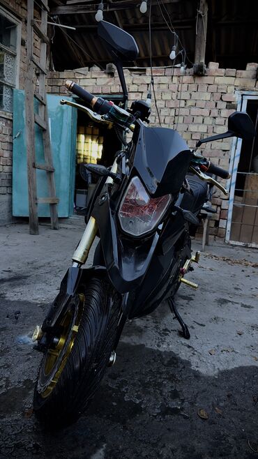 Мотоциклы: Электро мотоцикл Новая резина за 5400сом Новые акамуляторы 6 штук за — 15