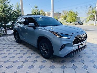 Toyota: Toyota Highlander: 2022 г., 2.5 л, Автомат, Гибрид, Кроссовер — 2