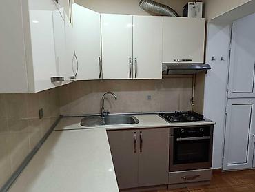 bayilda heyet evi: İcarəyə verilir 2 otaqlı köhnə tikili 60 m², Bakıxanov q. 600 AZN/ay — 7