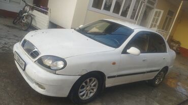 Daewoo: Daewoo Lanos: 2000 г., 1.5 л, Механика, Бензин, Седан