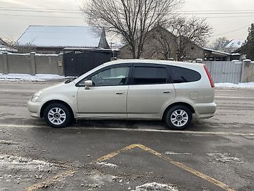 Honda: Honda Stream: 2003 г. — 4