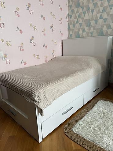 qız çarpayıları: Ağ rəngli tək nəfərlik yataq çarpayısı - Material: parlaq ağ — 8