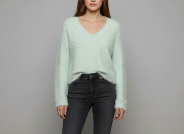 bluzy over size: Светр жіночий, розмір M