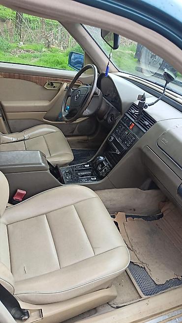 raf 4: Mercedes-Benz C 280: 2.8 l | 1993 il Sedan — 8