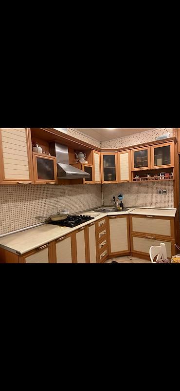 Mıtbəx mebeli 200 azn qsdündə qaz moyka asbraror verilir 1 həfdəyə