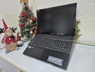 Acer: Intel Core i7, 8 GB OZU, 17.3 " — 5