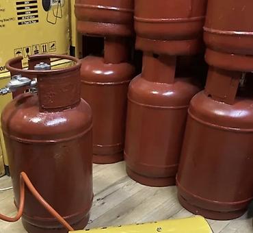 Баллоны для сжиженного газа (пропан/бутан) - Материал: сталь, окраска at lalafo.kg Баллоны для сжиженного газа (пропан/бутан) - Материал: сталь, окраска