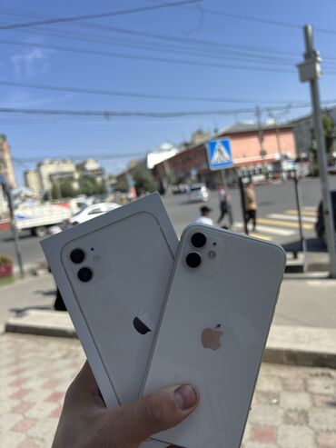 Apple iPhone: IPhone 11, Б/у, 128 ГБ, Белый, Защитное стекло, Чехол, 84 %