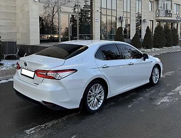 j 5: Toyota Camry: 2018 г., 2.5 л, Вариатор, Гибрид, Седан — 2