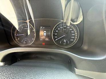 ate: Hyundai Elantra: 2018 г., 1.6 л, Седан — 9