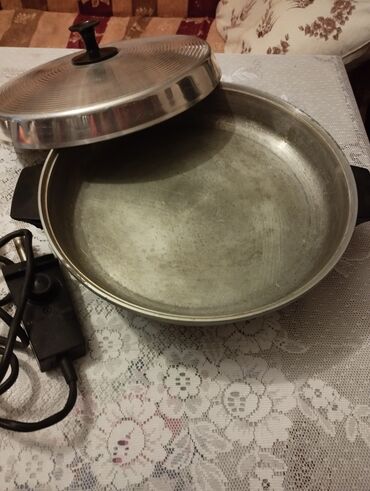 Qədim tikiş maşınları: Satılır: müxtəlif məişət texnikası və avadanlıq dəsti 1) Mexaniki — 8