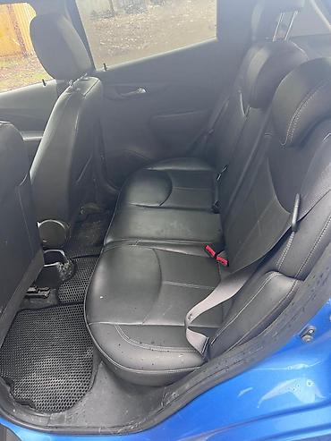 Chevrolet: Chevrolet Spark: 2016 г., 1 л, Автомат, Бензин, Хэтчбэк — 4