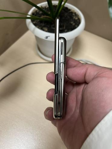 nokia 701: Nokia rəng - Gümüşü, Düyməli — 8