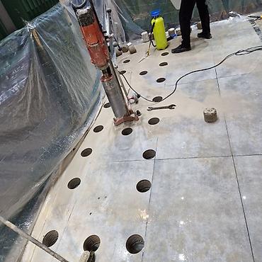 Beton işləri: Beton kəsən beton deşən betonlarin i̇stənilən ölçüdə vəi̇stənilən — 11