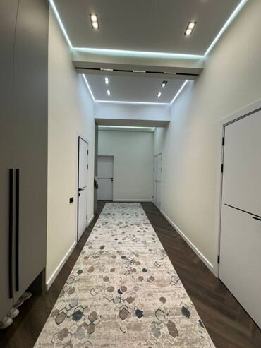 квартира керек без хазайын: 2 комнаты, 90 м²