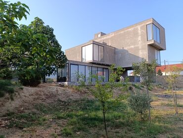 Həyət evləri və villaların satışı: Novxanı 14 otaq, 360 kv. m, Kredit yoxdur, Yeni təmirli
