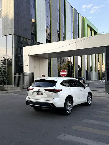 Toyota: Toyota Highlander: 2021 г., Гибрид, Кроссовер — 6
