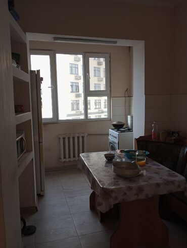 Продажа квартир: 3 комнаты, 68 м², 105 серия, 9 этаж, Косметический ремонт