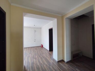Продажа домов: Дом, 300 м², 8 комнат, Собственник, Косметический ремонт at lalafo.kg — 10 Продажа домов: Дом, 300 м², 8 комнат, Собственник, Косметический ремонт — 10