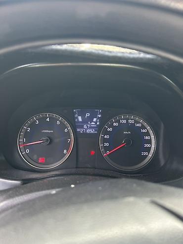 m3 f80: Hyundai Solaris: 2011 г., 1.6 л, Автомат, Бензин, Седан — 6