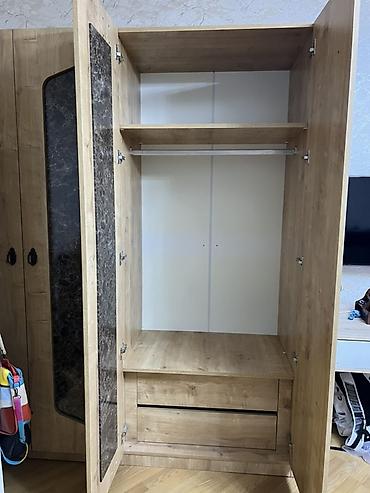 iskaflar: İki qapılı geyim dolabı - Material: ağac teksturalı laminat, tünd — 2