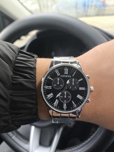 домашние часы: Продаю часы новые