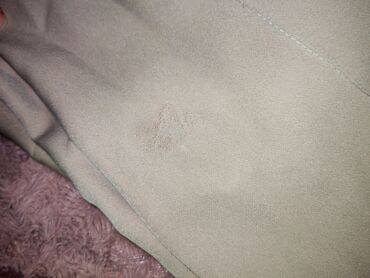 Farmerke: Ženske farmerke – nekoliko para Cena za dva para koju imaju ostecenja — 23