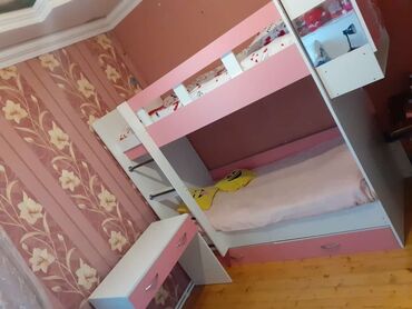 двухярусная кровать: Для девочки, Б/у, Кровать, С матрасом, С выдвижными ящиками