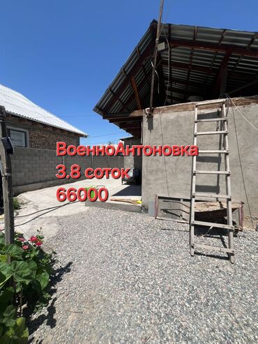 сдаю дом на длительный срок рядом просп жибек жолу бишкек: Үй, 70 кв. м, 3 бөлмө, Риелтор, Косметикалык оңдоо