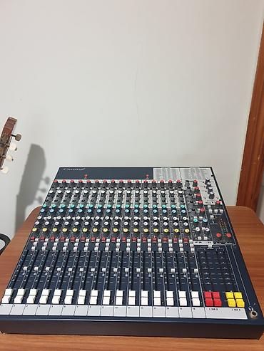 Mikşerlər: Soundcraft fX16ii analoq mikser - 16 mono kanal: hər kanalda — 4