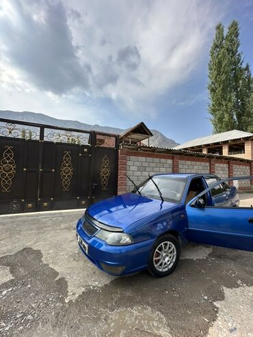 Daewoo Nexia: 2011 г., 1.5 л, Бензин, Седан