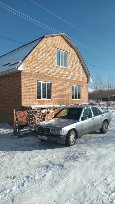 машина в россии: Mercedes-Benz 190: 2 л, Механика, Бензин, Седан