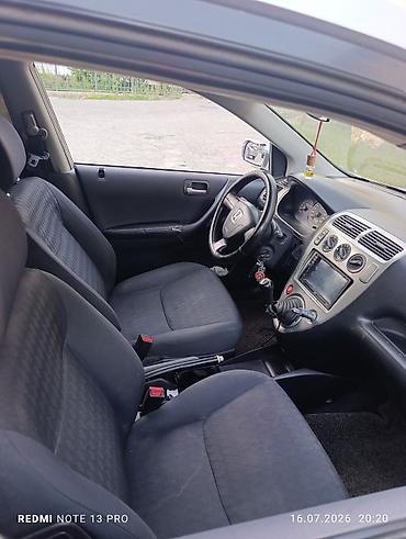 Транспорт: Honda Civic: 2003 г., 1.4 л, Механика, Бензин, Хэтчбэк — 5