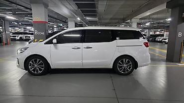 Kia: Kia Carnival: 2019 г., 2.2 л, Дизель — 27