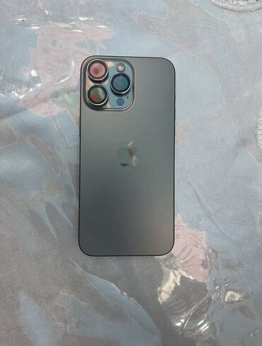 Apple iPhone: IPhone 15 Pro Max, Б/у, 256 ГБ, Black Titanium, Зарядное устройство, Чехол, Кабель, 92 %