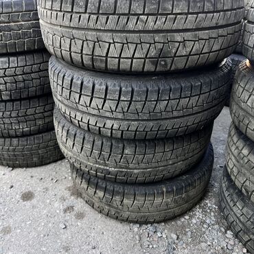 Шины: Шины 205 / 65 / R 16, Зима, Б/у, Комплект, Легковые, Япония, Bridgestone
