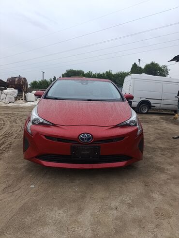купить шины бу в бишкеке: Toyota Prius: 2018 г., 1.8 л, Вариатор, Гибрид, Хэтчбэк