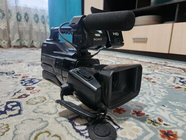 купить зарядное устройство для ноутбука: Продаю Sony NXR-MC1500 Работает чётко без косяков! в комплекте батарея