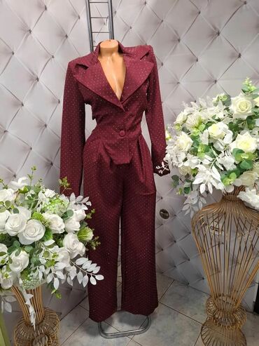 Kompleti: Damsko odelo – sako i pantalone sa sitnim tačkicama - Model: dvodelni — 7