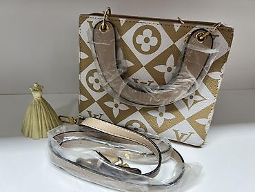 Классические сумки: Классическая сумка, Louis Vuitton, Материал: Искусственная кожа, Застежка на молнии, Женские — 13