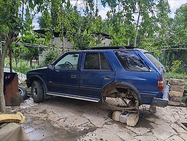 Nissan: Model: Nissan Terrano :Ehtiyat hissələri satılır — 9
