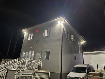 kuce sa dva sprata: 105 sq. m, 5 bedroom