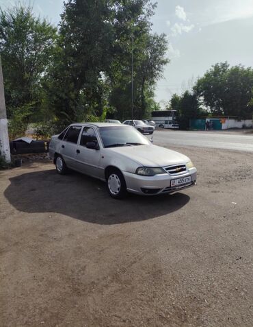 мотоо: Daewoo Nexia: 2010 г., 1.5 л, Механика, Бензин, Седан