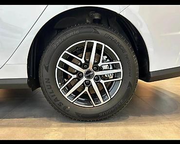 nissan note hibrit: BYD Seal 05: 1.5 l | 2025 il 20 km Sedan — 10