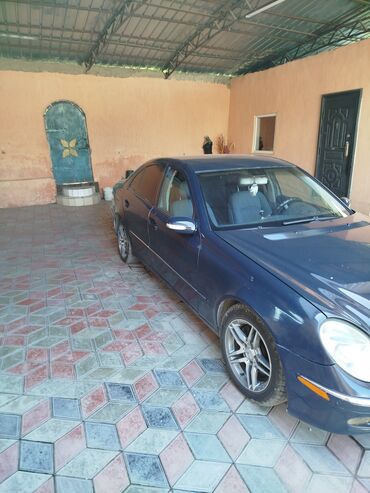 Mercedes-Benz: Mercedes-Benz E-Class: 2003 г., 2.6 л, Автомат, Газ, Седан
